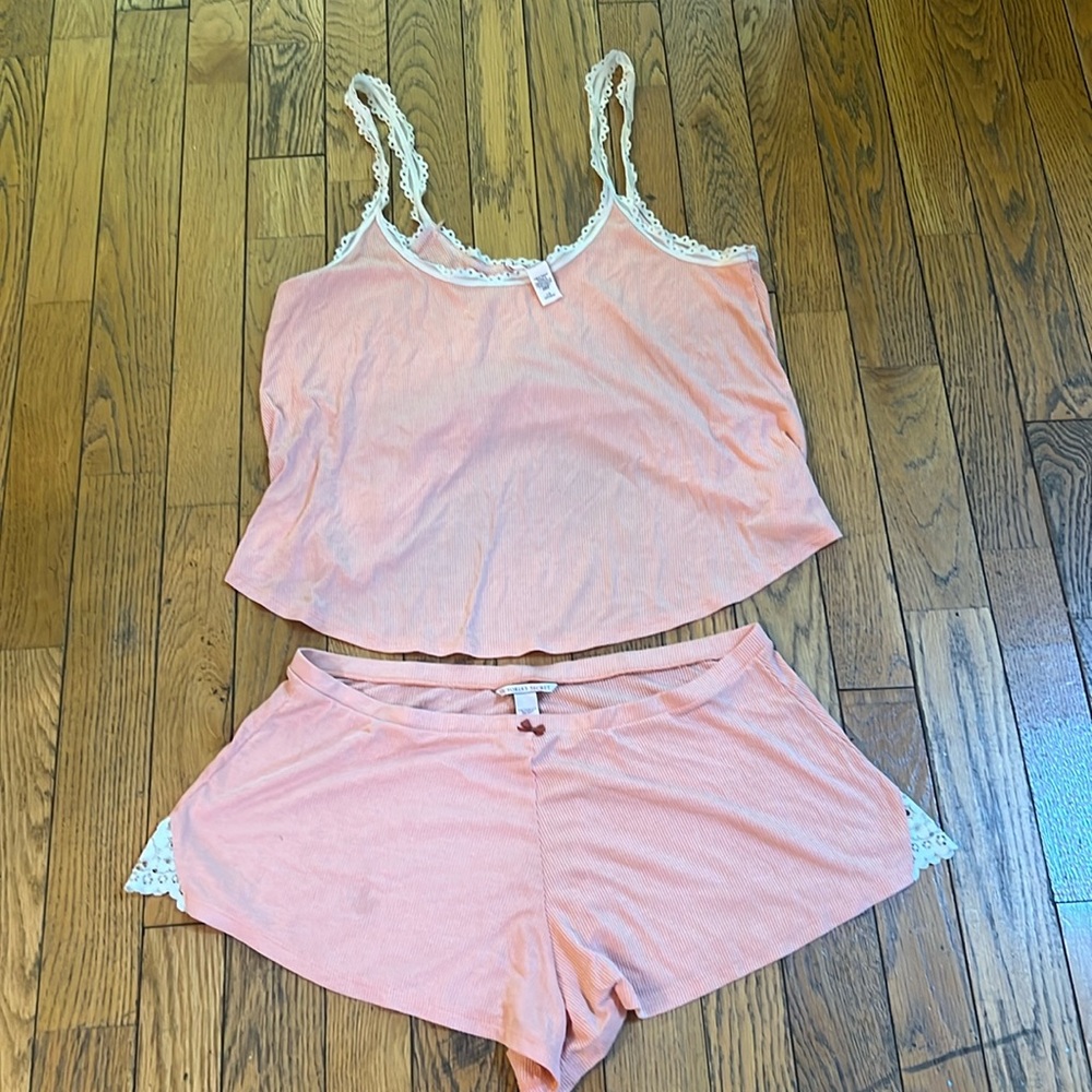 Victoria Secret sleepwear size large.